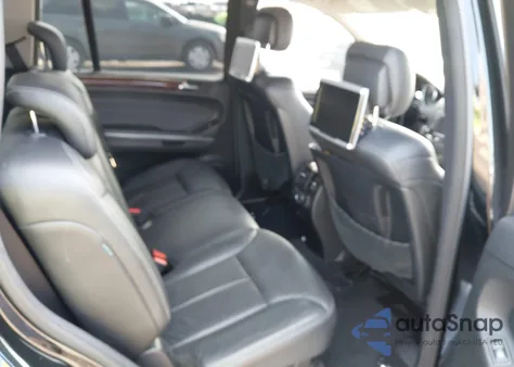 2009 Mercedes-Benz Gl 550 4Matic z USA, uszkodzony, nr VIN 4JGBF86E29A517893